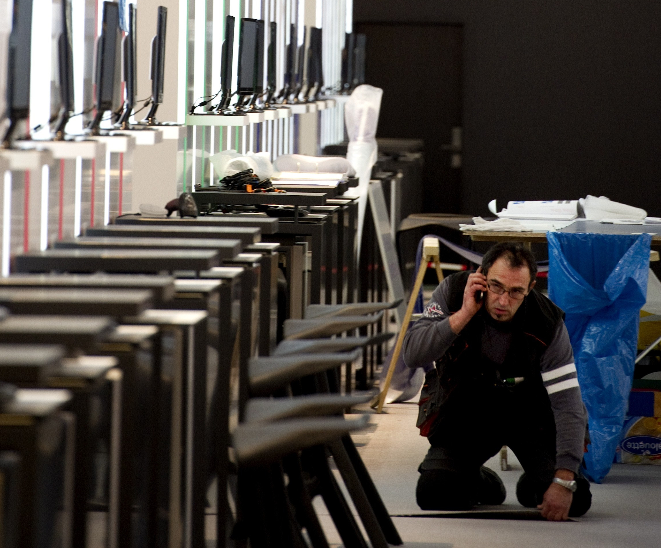 Microsoft muta din Germania distributia de software pentru Europa, din cauza proceselor cu Motorola