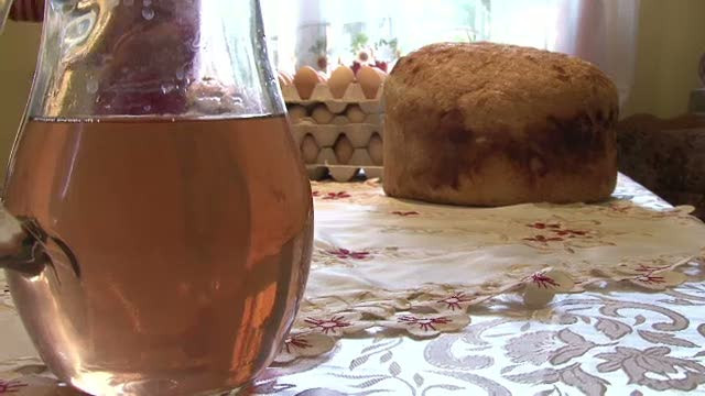 Romanii se aprovizioneaza de la sat. Consumul de alimente cumparate de la tara a crescut cu 30%