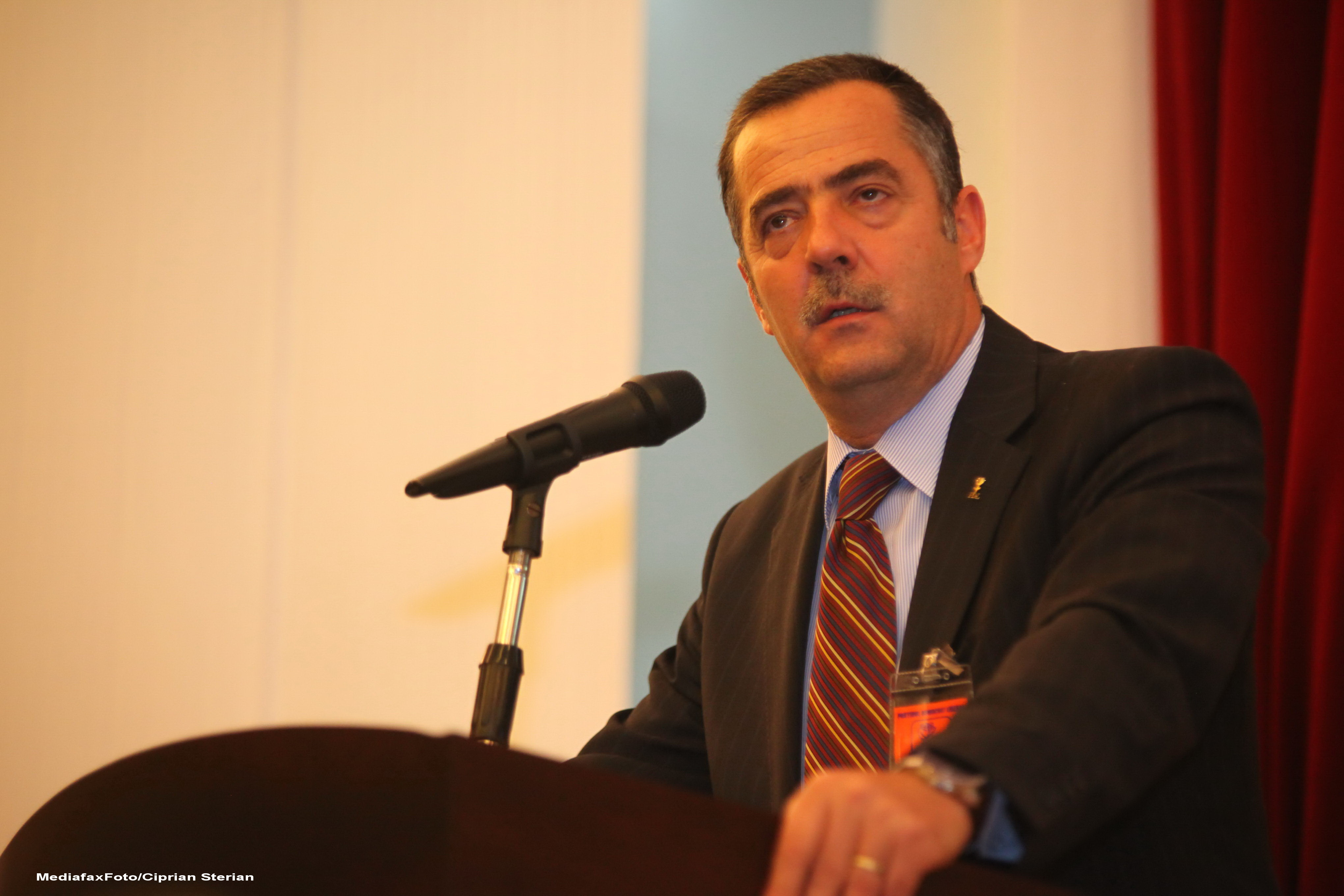 Cezar Preda: Ponta si Antonescu au declansat Jihadul impotriva Romaniei democratice