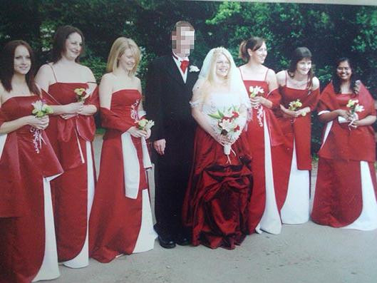 Secretul ascuns de poza de nunta. Nimeni nu si-a dat seama ce se intampla cu cei doi miri