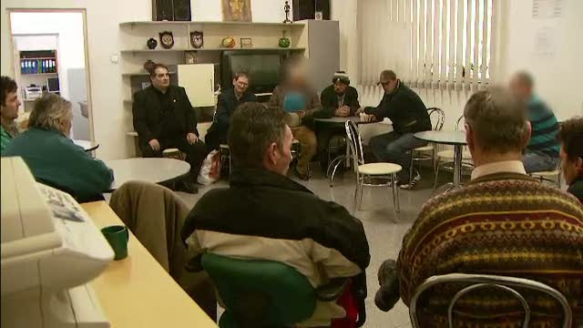 "Romania, te iubesc!": O viata de peste 40 de ani, inecata in alcool. "M-am trezit pe masa la morga"