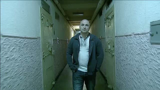 "Romania, te iubesc!":A murit de multe ori si a renascut o singura data.Povestea unui fost traficant