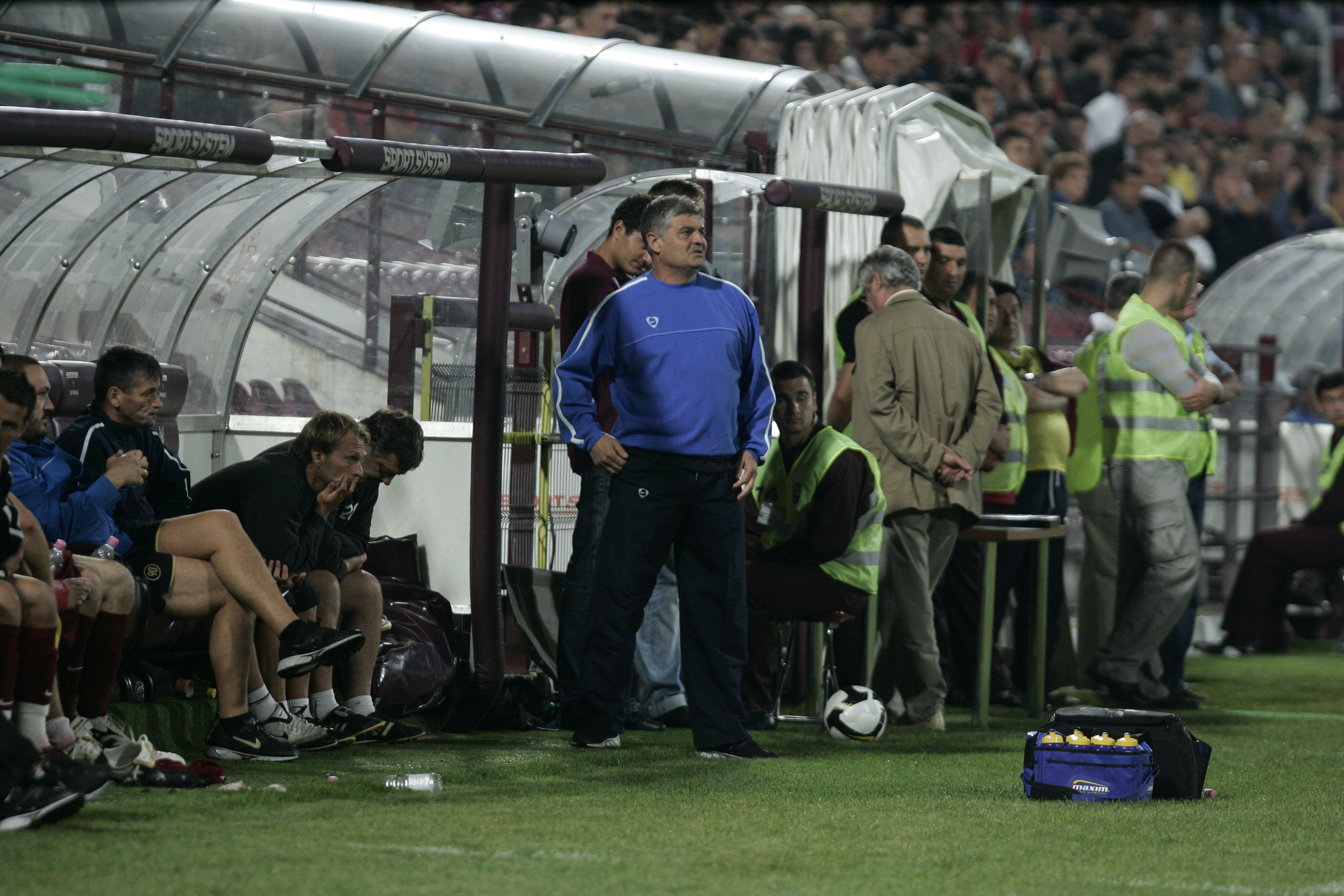 Andone n-a ajuns bine la Cluj si deja e ingrijorat