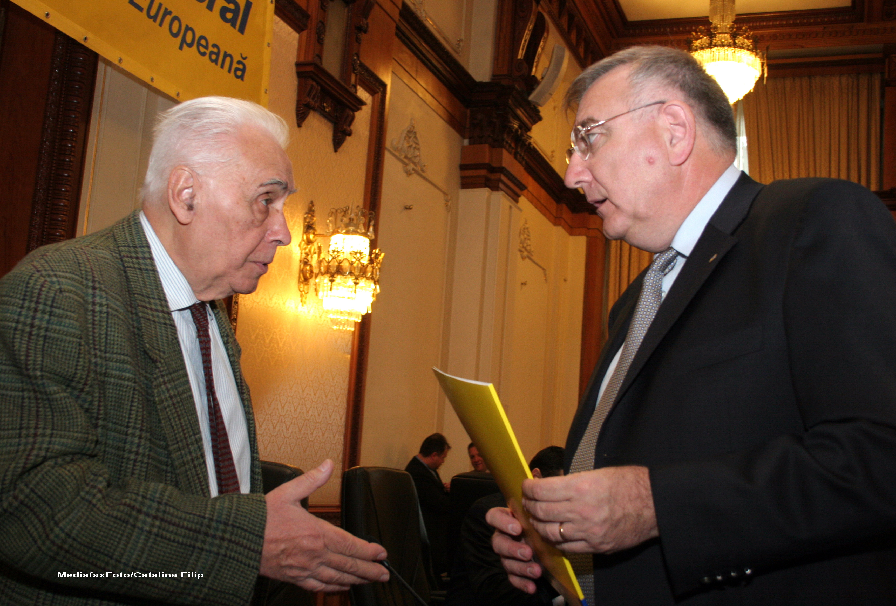 Radu Campeanu: Acum cateva zile a avut loc o disputa intre Antonescu si Chiliman pe un subiect vechi