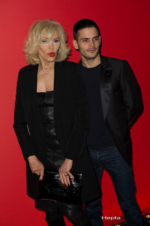 Iubirea care socheaza Europa. Ea are 72 de ani, el, 25."Nu am ce sa fac cu un barbat de varsta mea"