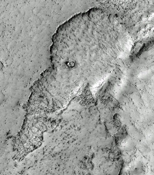 "Ce cauta elefantul acesta aici?" Imaginile de pe Marte, pe care cercetatorii nu le pot explica