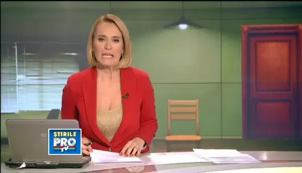 Incatusat, batut si intepat cu un ac in sediul politiei. Un tanar acuza de tortura sapte agenti