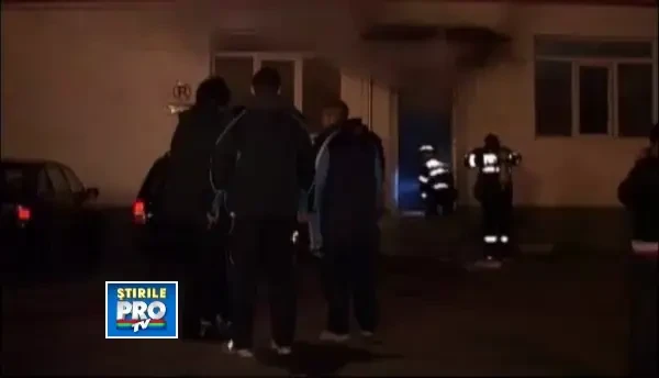 45 de copii au fost evacuati din cauza unui incendiu