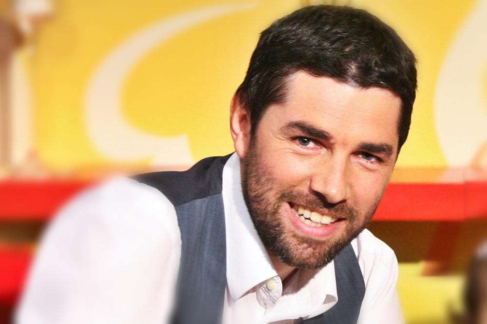 Alex Dima a spus "Hristos a Inviat" de la Manastirea Sinaia