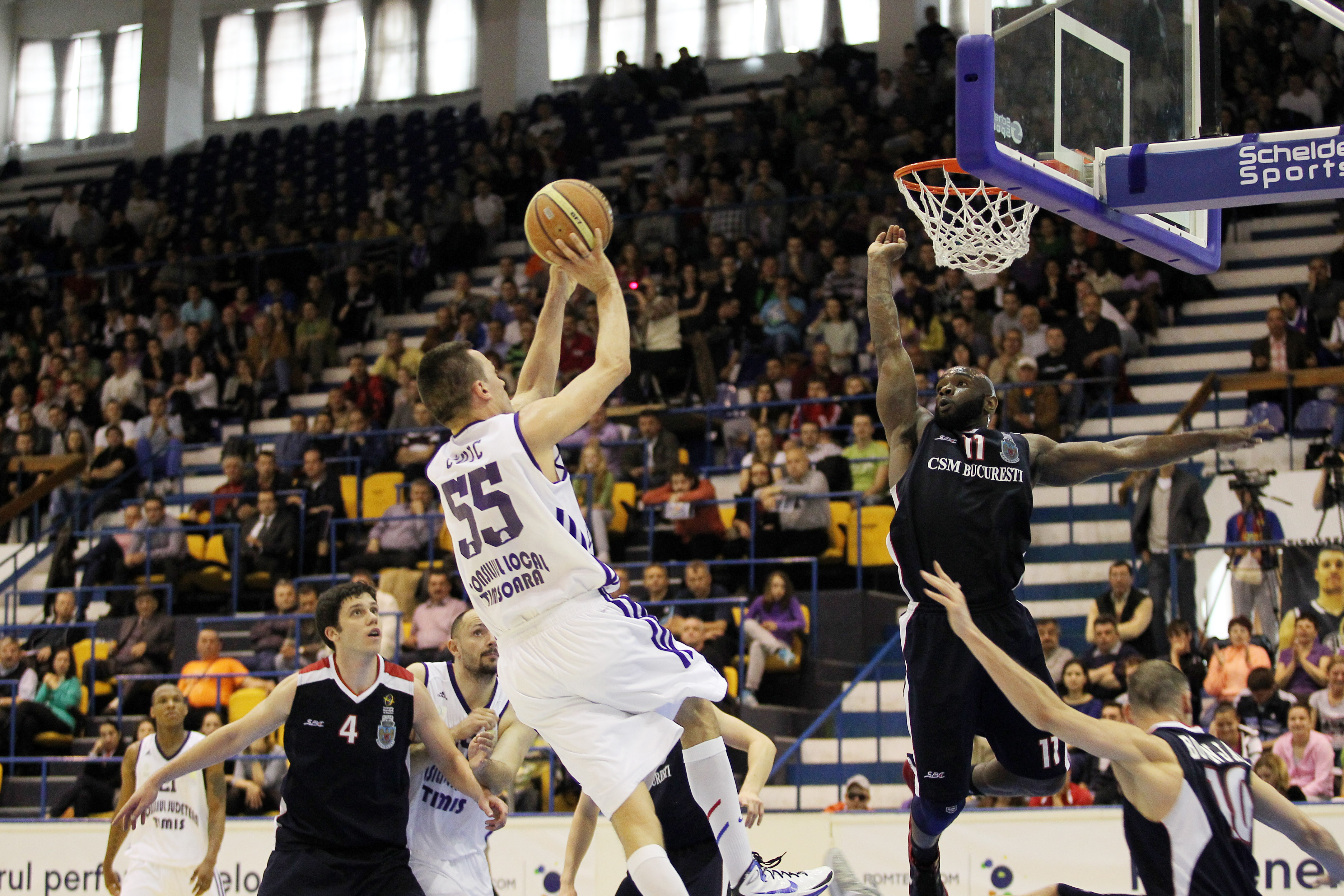 BC Timisoara si-a luat revansa! A invins cu 75-56 pe CSM Bucuresti