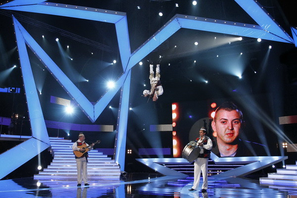 "Romanii au talent", din nou lider in audiente. 5 milioane de romani au urmarit a II-a semifinala