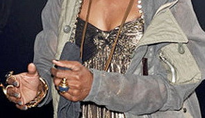 Detaliul care a transformat un concert intr-un show erotic. Ce ne-a aratat artista. FOTO si VIDEO