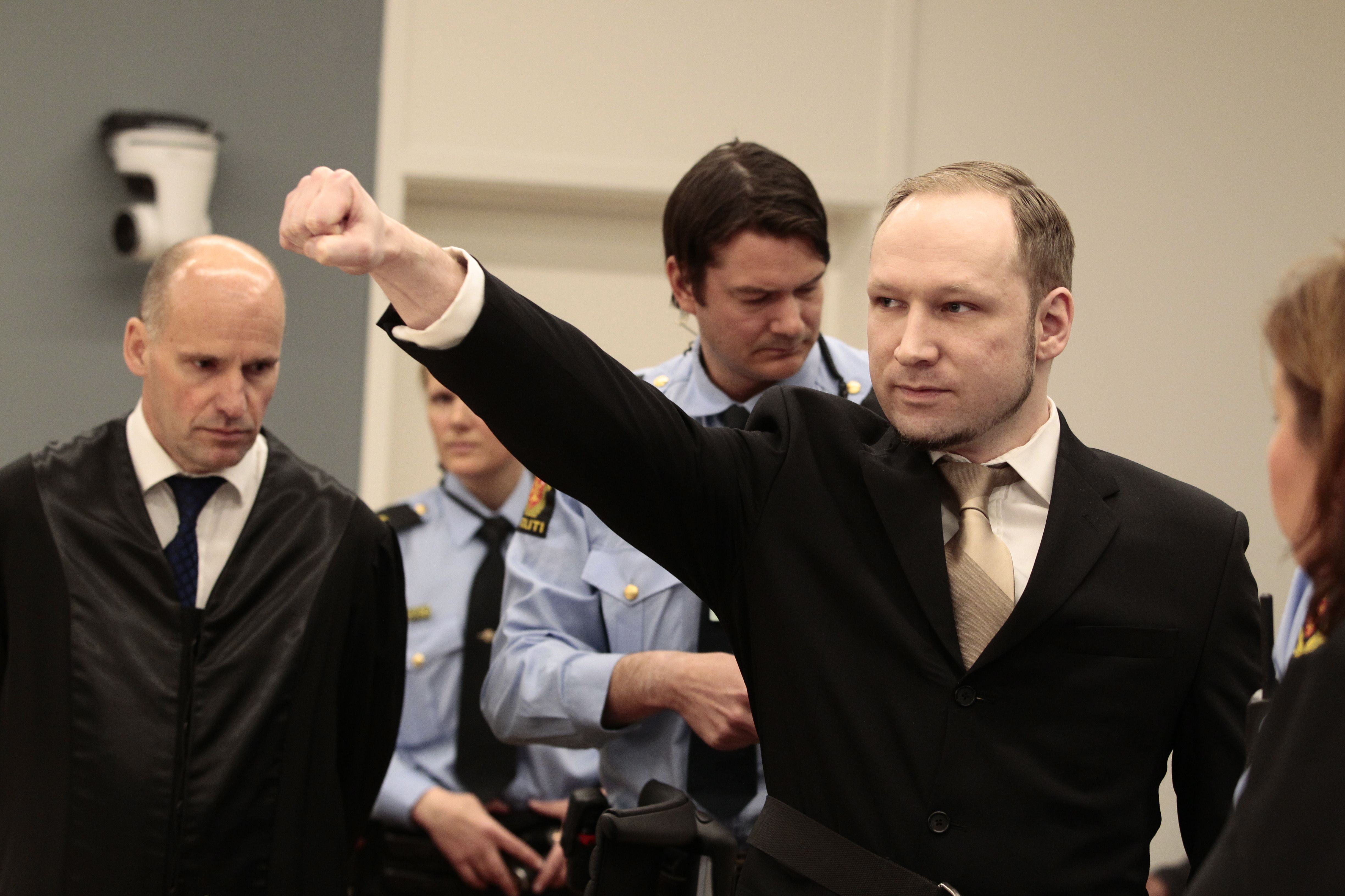 Portretul unui asasin. Breivik: "Sunt cel mai mare monstru de la Hitler incoace"