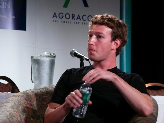 Analistii explica de ce a platit Facebook 1 miliard de dolari pentru o firma cu doar 13 angajati