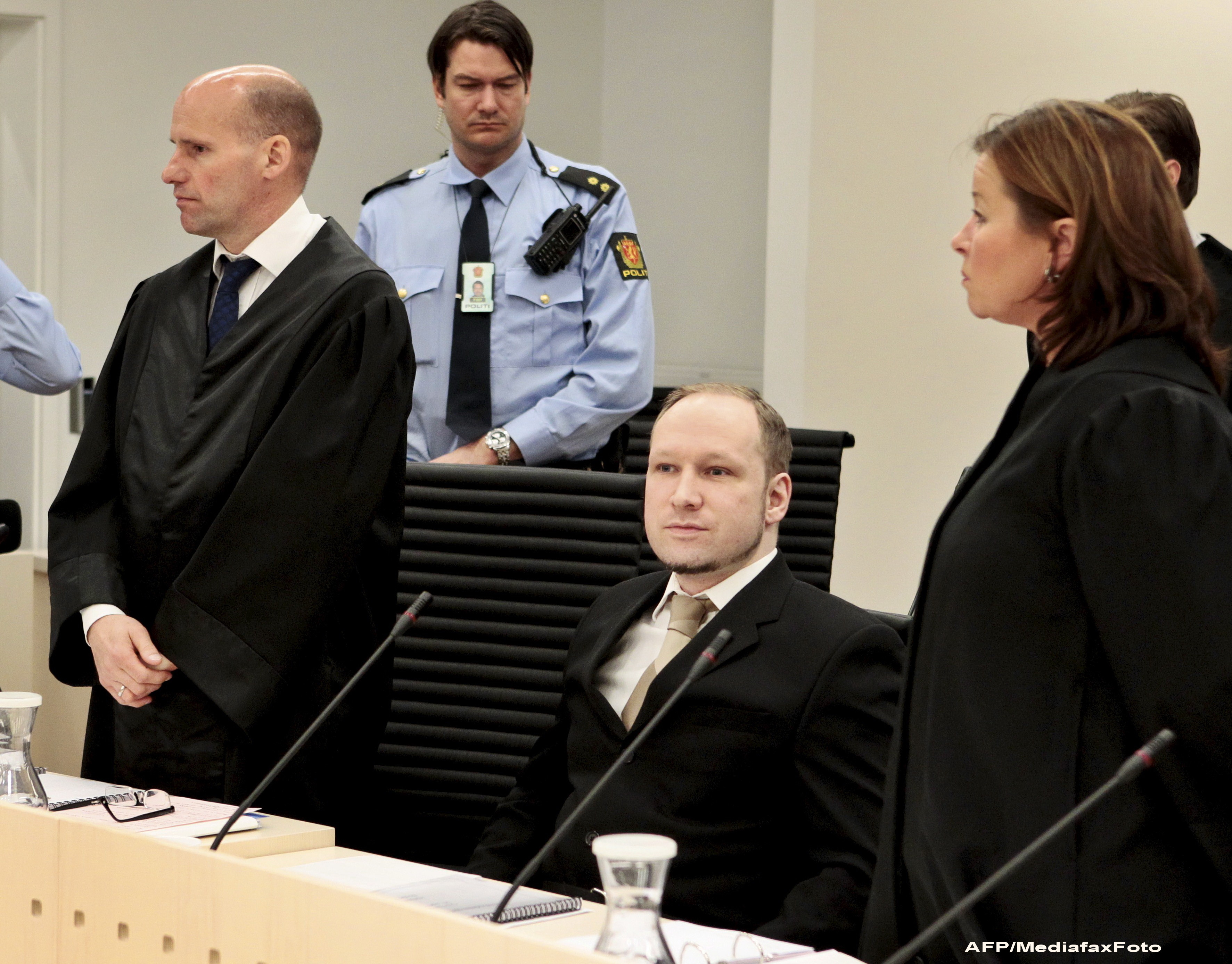 Pedeapsa cu moartea sau achitarea, singurele solutii corecte in opinia lui Breivik,asasinul din Oslo