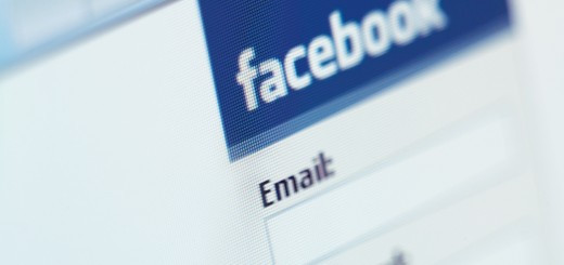 Cat costa reclamele de pe Facebook