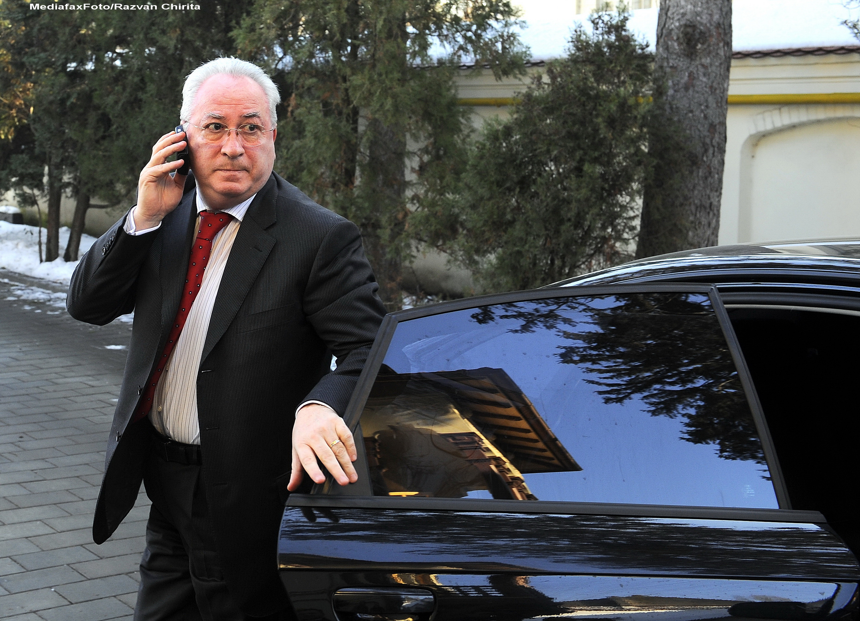 Basescu a propus Parlamentului si Guvernului parteneriat pentru Schengen: E datoria fata de romani