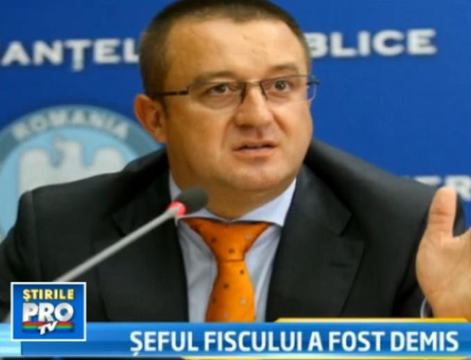 Mihai-Razvan Ungureanu l-a demis PRIN TELEFON pe Sorin Blejnar. Serban Pop e noul sef ANAF