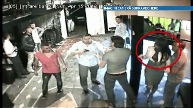 Au luat lumina si erau s-o vada si la capatul tunelului. Scandal FILMAT intr-o discoteca din Gorj