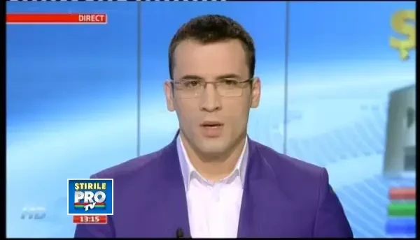 Un tir incarcat cu peste 40 de tone de ciocolata s-a rasturnat la iesire din Orastie