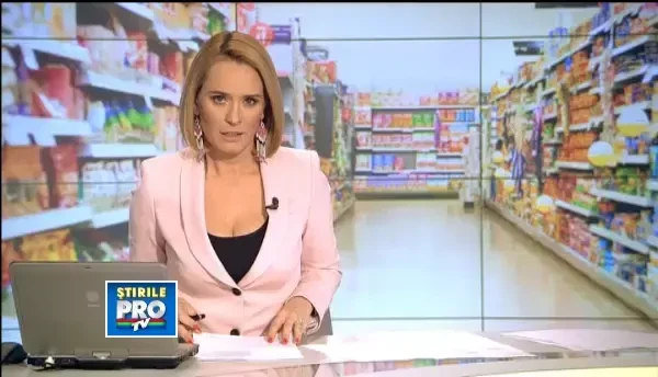 Bilantul cumparaturilor: 7 tone de carne de miel, 26.000 de cozonaci si 17.000 de oua / hypermarket