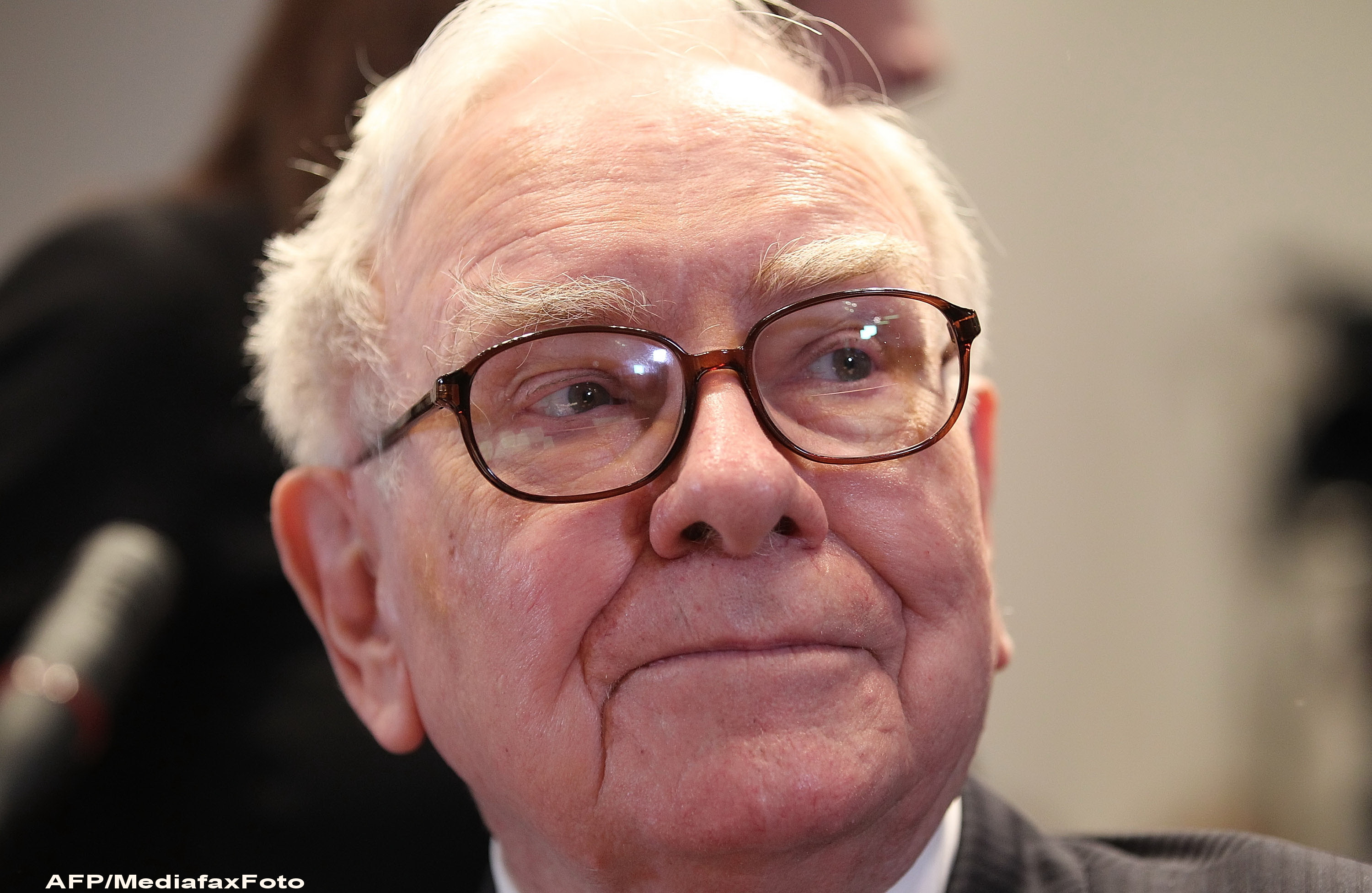 Warren Buffet a anuntat ca sufera de cancer la prostata, dar viata sa nu este in pericol