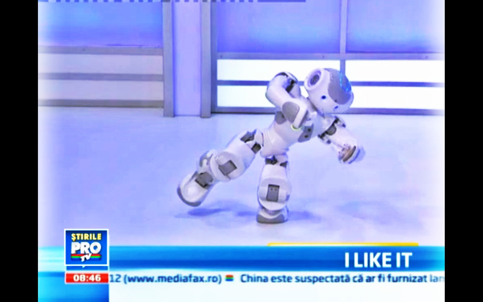 iLikeIT: Lupte de sumo intre roboti si gadgeturi interesante de la HKTDC