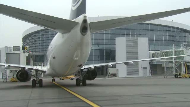 Corpul unui pasager clandestin, gasit in trenul de aterizare al unui avion, pe aeroportul Heathrow