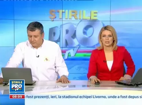 Incendiu violent intr-un apartament din Timisoara. Locuitorii au fost evacuati pe geam