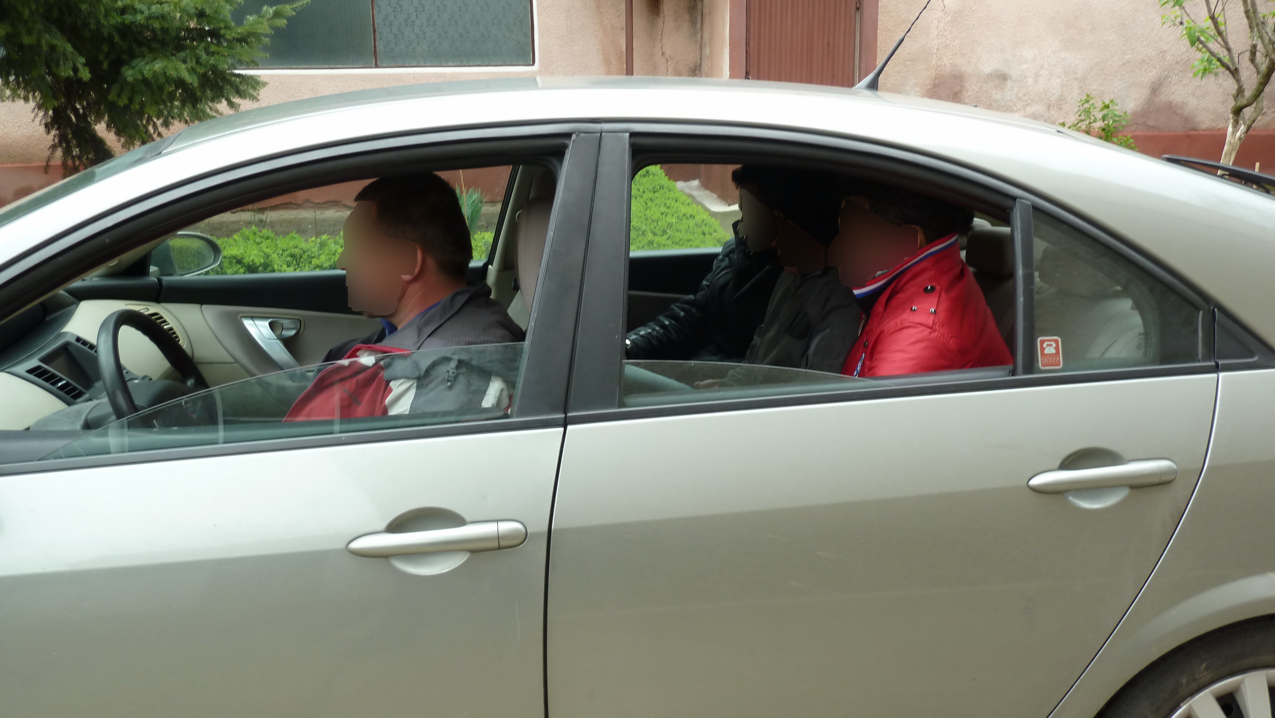 Traficanti de persoane, prinsi la Cenad. Incasau mii de euro dupa ce treceau granita ilegal