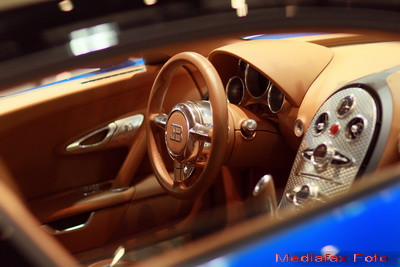 Peste 1 mil. euro bucata. Cele mai rapide masini din lume sunt hand-made. Secrete din fabrica FOTO