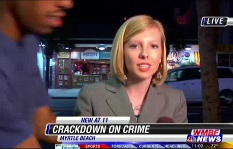 Transmitea LIVE de la locul crimei. In mijlocul interventiei, jurnalista a tras spaima vietii ei