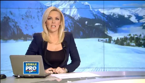 Daca n-ai avea calendar, la Babele ai zice ca-i Craciun. Stratul de zapada depaseste deja 1 metru