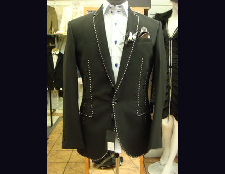 Acesta este cel mai scump costum barbatesc din lume!