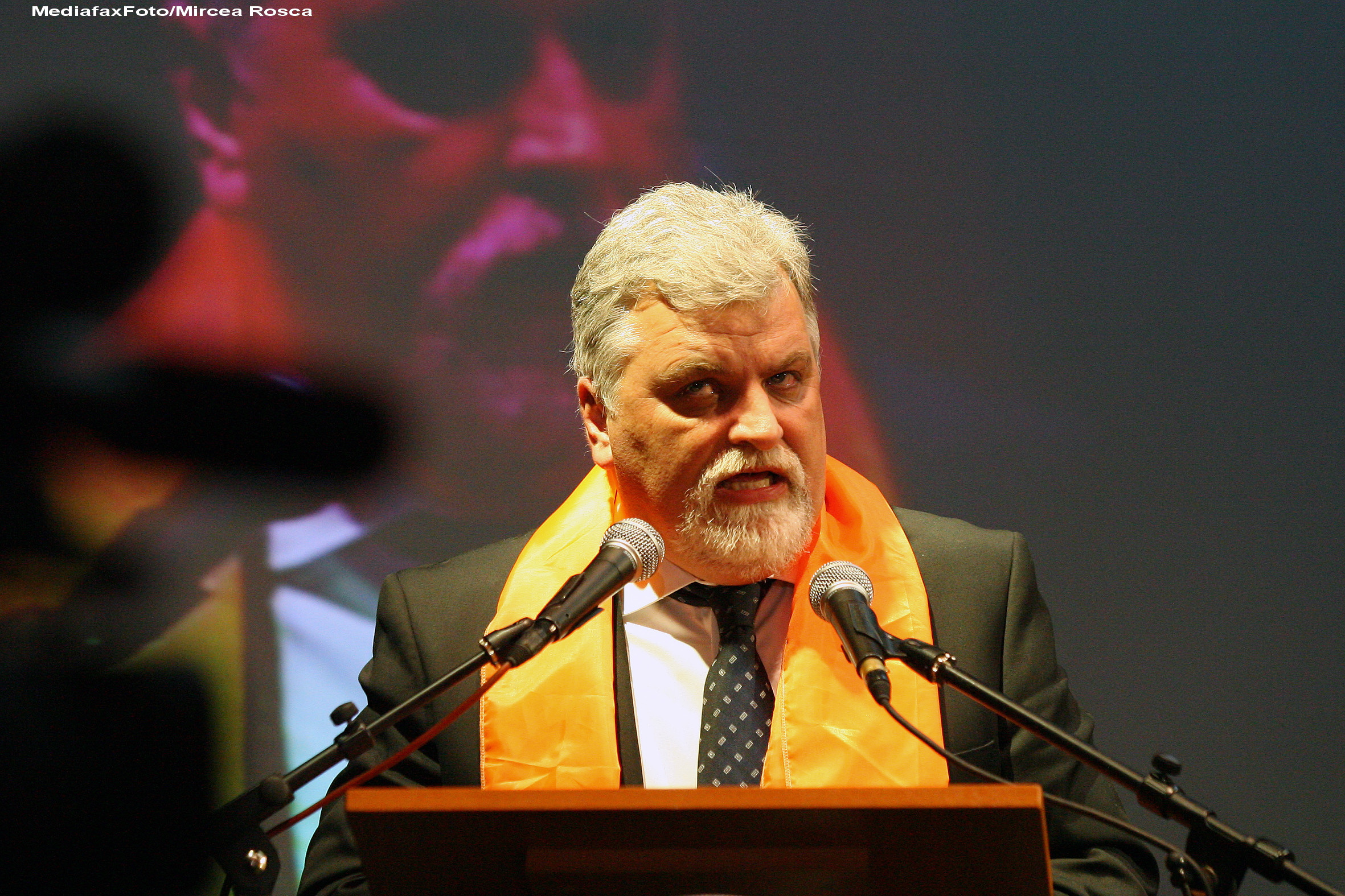 Titus Corlatean a prezentat situatia din Algeria in Parlament: Noi am ramas cu mentalitate comunista