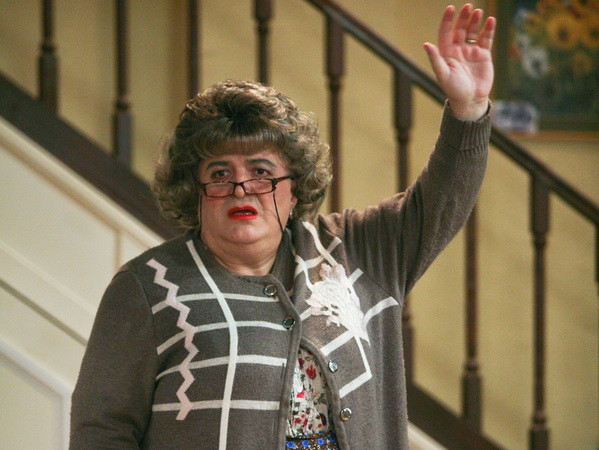 Florin Calinescu este Tanti Florica, la ProTv