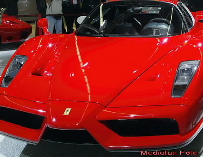 Grupul celor 15 "samurai". Ei fac succesul companiei ce-si permite 7 Ferrari pentru fiecare angajat