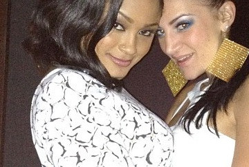 Continuarea fotografiei te va surprinde. Nimeni nu isi poate explica forma acestui trup