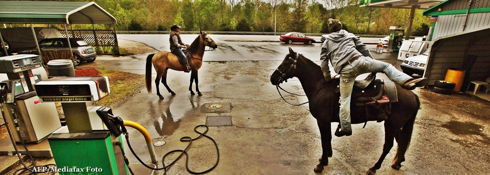 Petrom a scumpit din nou benzina. Litrul de carburant se apropie de pragul istoric de 7 lei