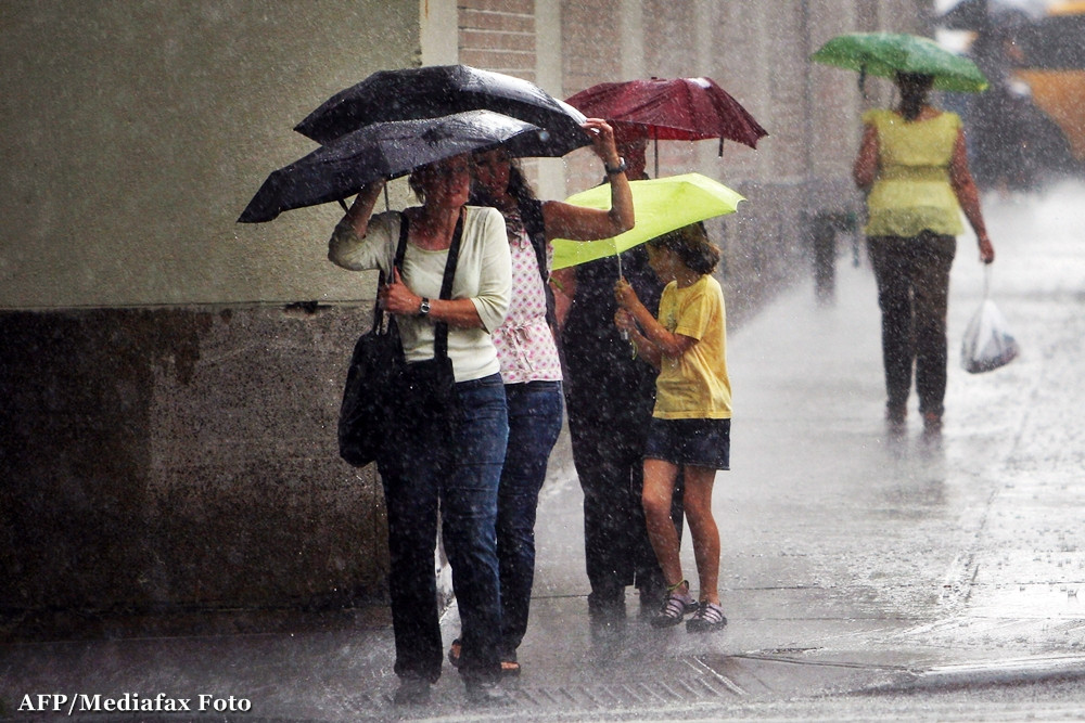 Se anunta o saptamana cu ploi torentiale in Banat! COD GALBEN de precipitatii pentru judetele din Vestul tarii