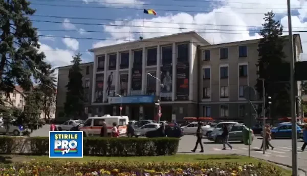 Joburi studentesti. Mii de studenti au iesit la vanatoare de joburi