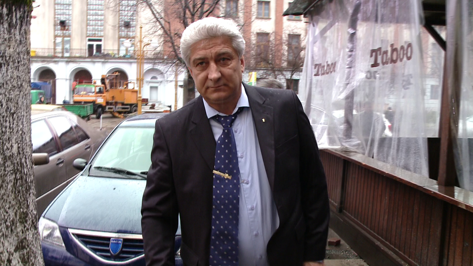 Primarul din Otelu Rosu, Iancu Simion, cercetat de DNA pentru dare si luare de mita