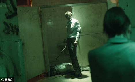 Acuzatii dure la adresa BBC. Scena unui viol, mult prea explicita pentru telespectatori. FOTO