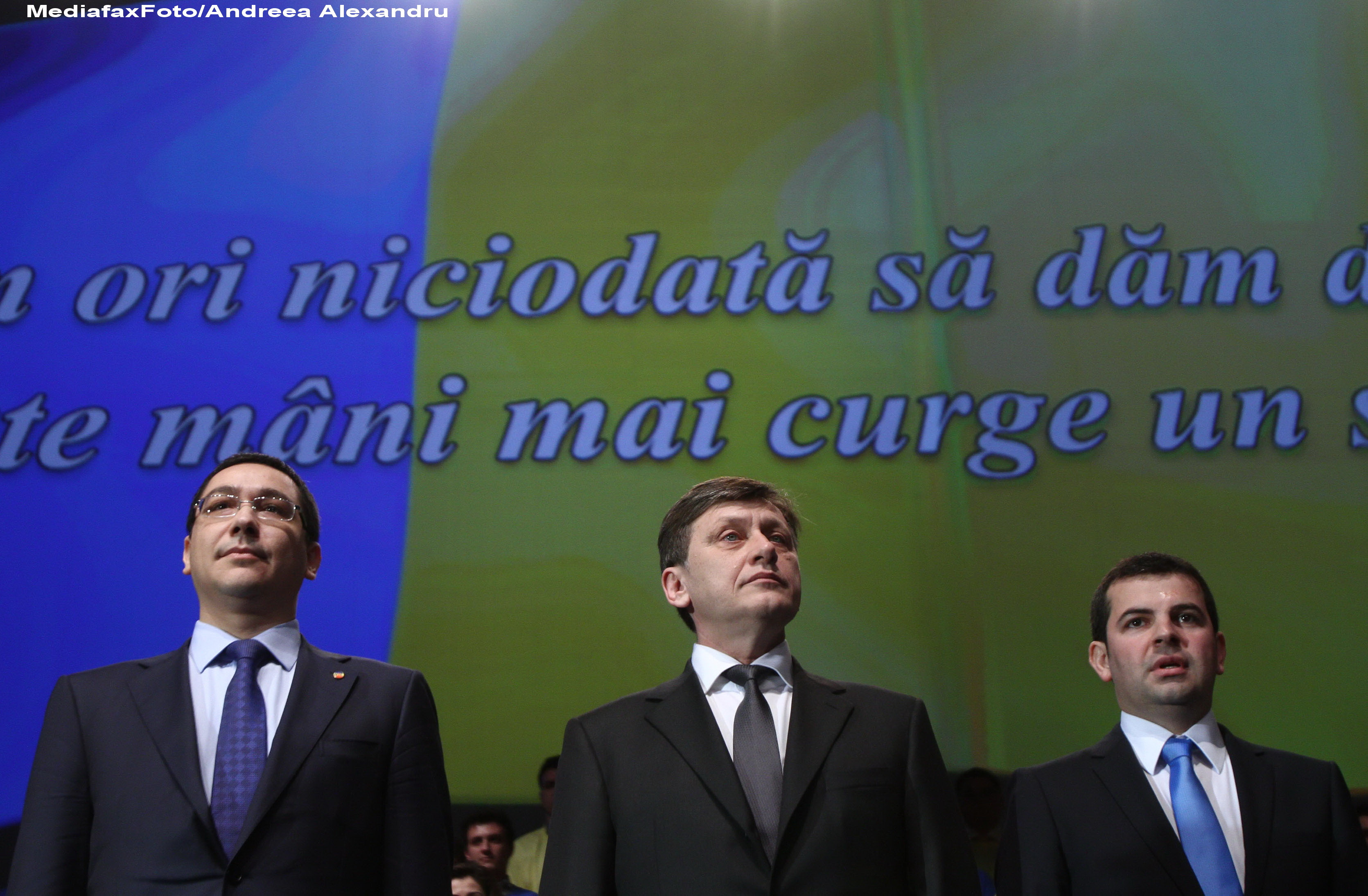 Analistii bancii austriece Erste: Riscurile politice pentru Romania sunt in interiorul USL