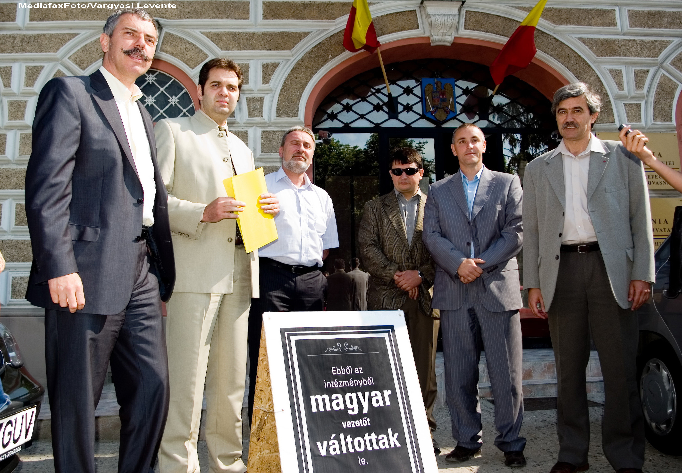 Deputat UDMR: Daca viitorul Guvern nu va lasa in pace UMF, maghiarii se vor solidariza