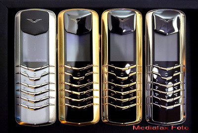 Piata gadgeturilor de lux: telefoanele Vertu, televizoare cat o garsoniera si boxe de mii de euro