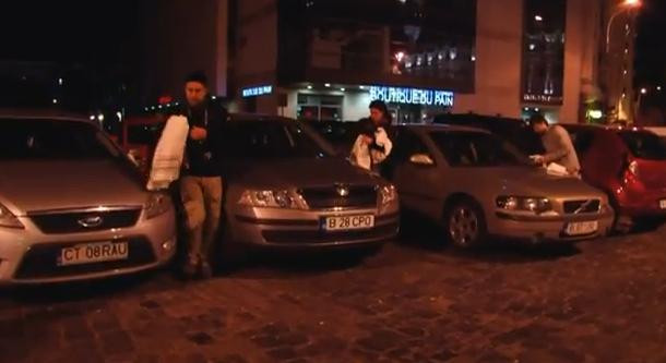 VIDEO. Ce fac politistii ca sa-i convinga pe soferi sa nu mai bea. Au adus Moartea la club