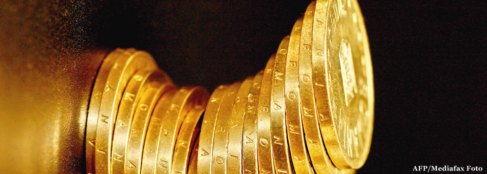 Cursul valutar a trecut de 4,41 lei/euro. La casele de schimb UN EURO = 4,48 lei