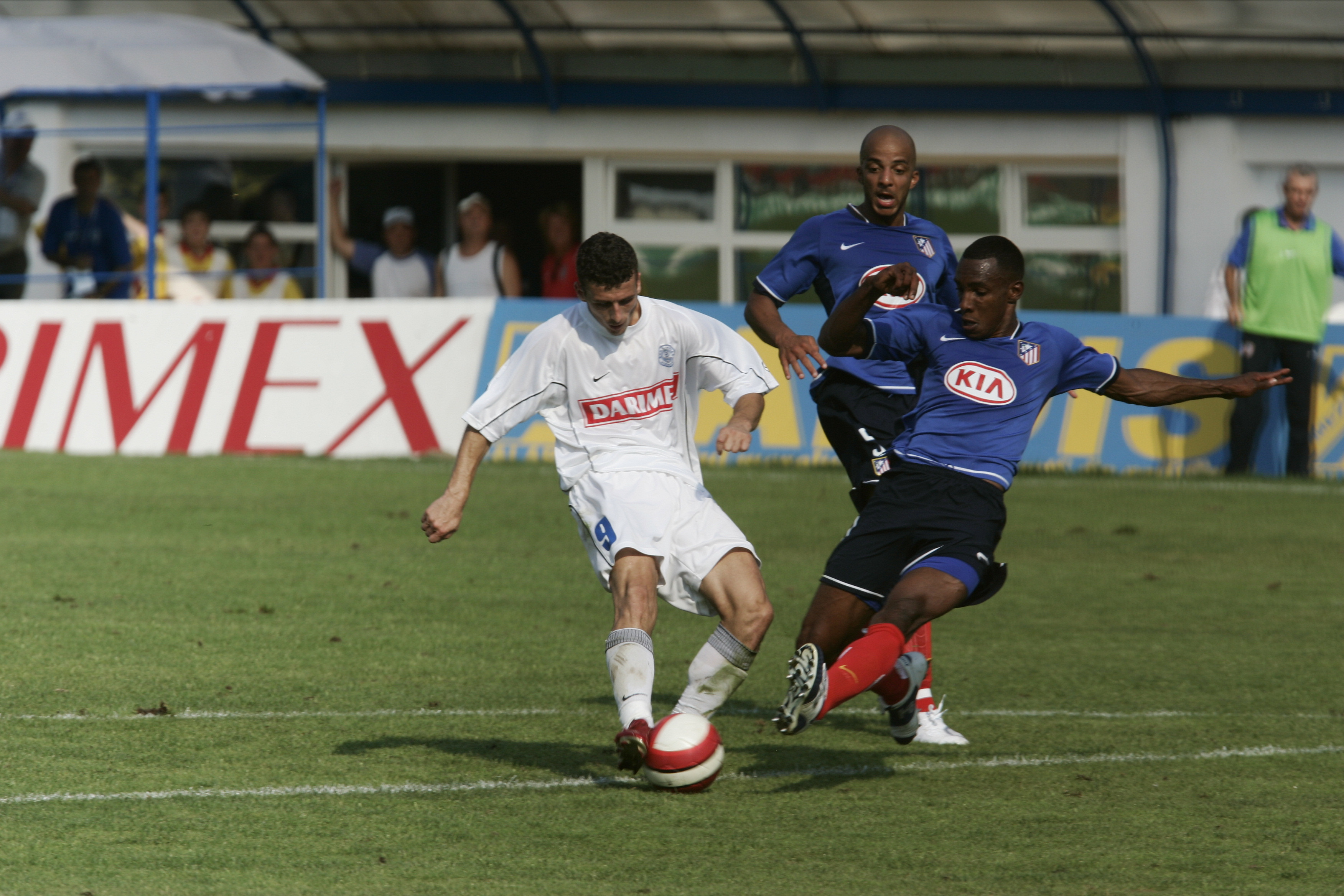 STORY. A bagat frica in finalistele Europa League, dar joaca in Liga a III-a, la Turda