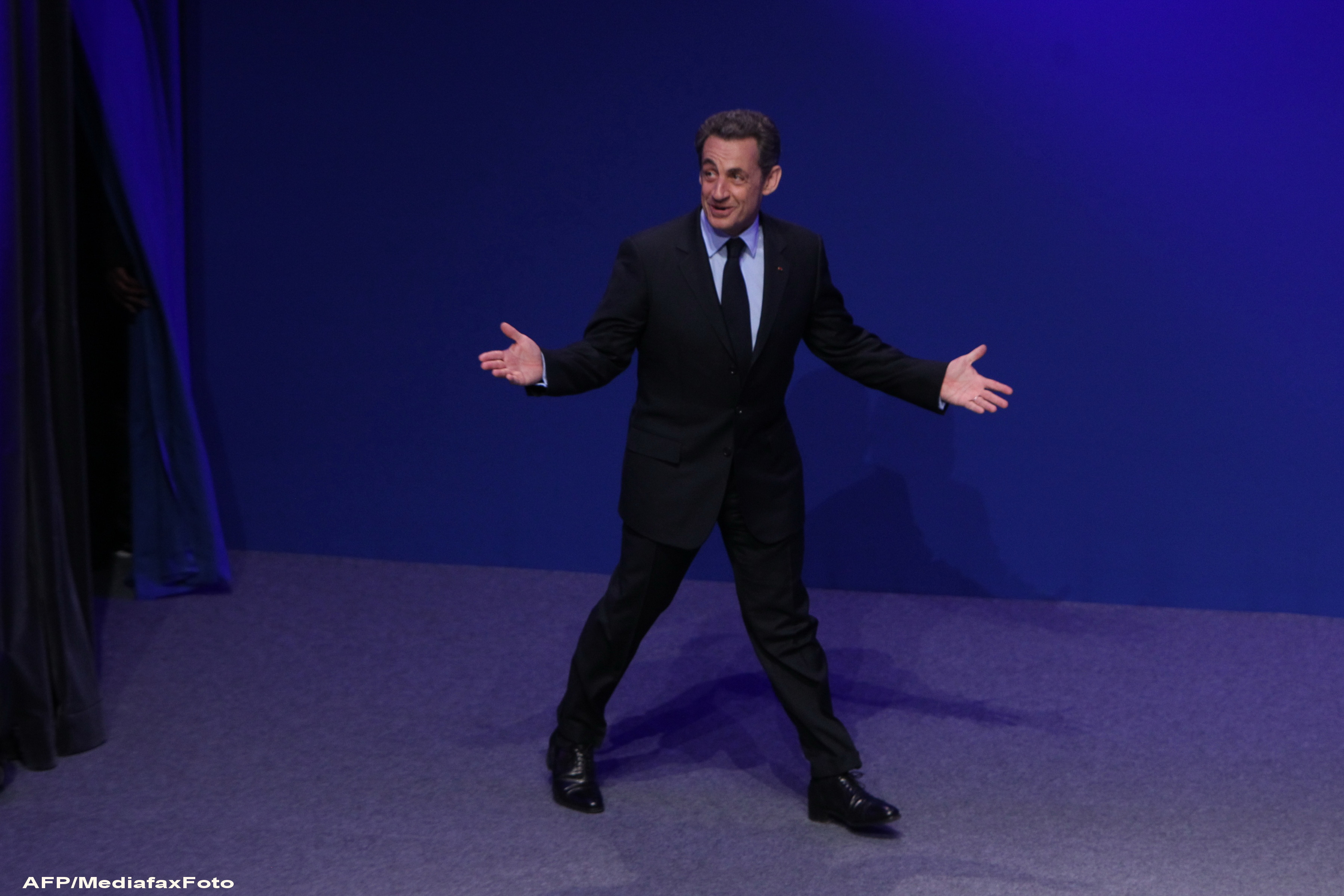 Alegeri in Franta. Simpatizantii lui Le Pen vor sa voteze "in alb": "Sarkozy ne scuipa in fata"